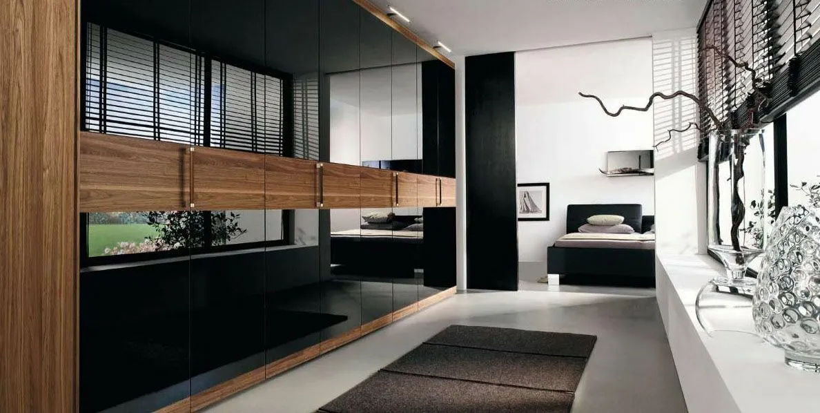 Беспрофильная дверь для шкафа-купе GLOSS-03 Gintereo. Заказать, купить глянцевые двери для встроенного шкафа в Москве, СПБ