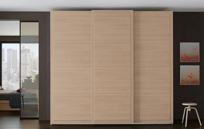 Раздвижные двери для шкафа купе из шпона. Купить деревянные двери для встроенного шкафа под заказ в Москве, СПБ