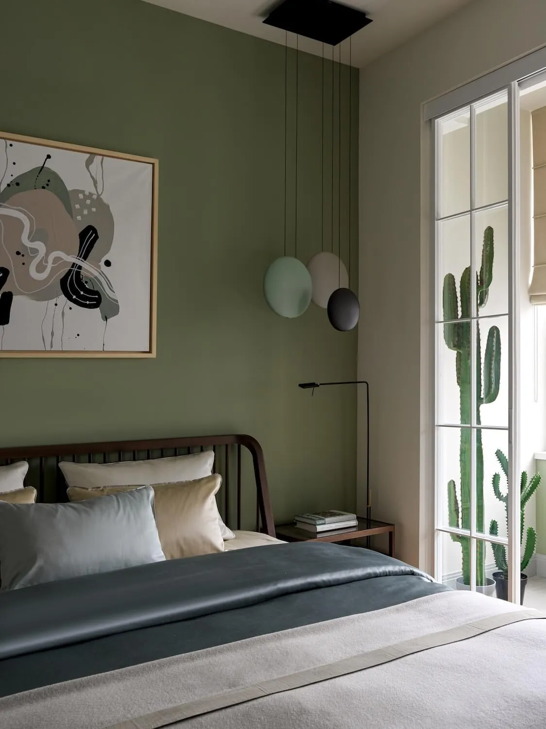 Cтеклянные межкомнатные перегородки с белыми импостами от Gintereo. Заказать и купить алюминиевые перегородки в Москве, СПБ