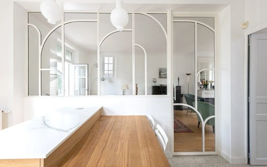 Статичная стеклянная межкомнатная перегородка STATIC-02 Gintereo. Купить перегородку из стекла и алюминия под заказ в Москве