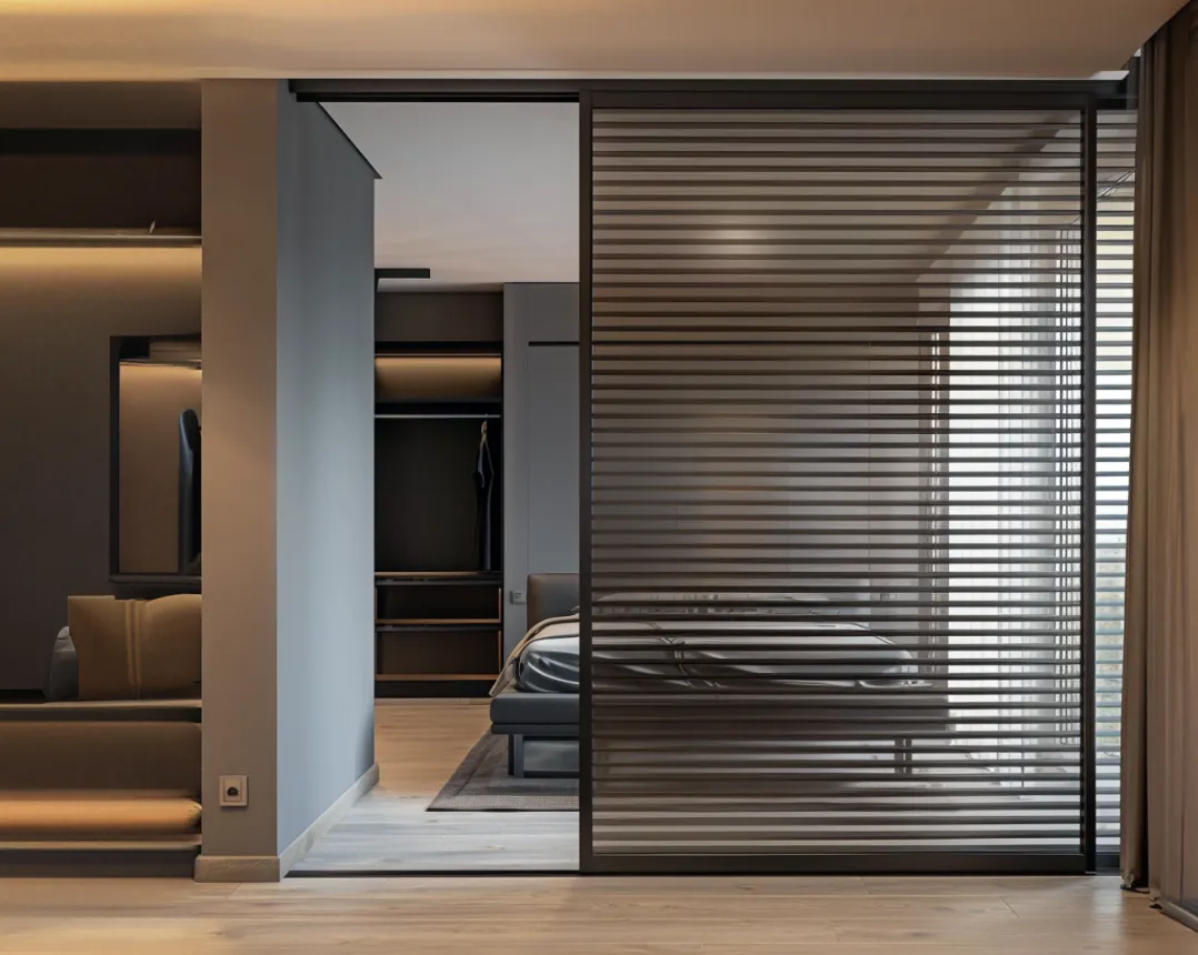 Раздвижная реечная межкомнатная перегородка LATTICE-02 в стиле лофт от Gintereo. Заказать и купить перегородку в Москве, СПБ